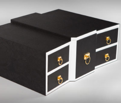 Boitedelartisan-uae-dubai-medals-trophies-packagingsolutions-hospitlity-items-accessories-leather-menucover-guestroom-luxury-boxes-folders-custommade-desksets-hotel-leather-accessories-os-and-e-luxury-desk-sets-leather-office-items